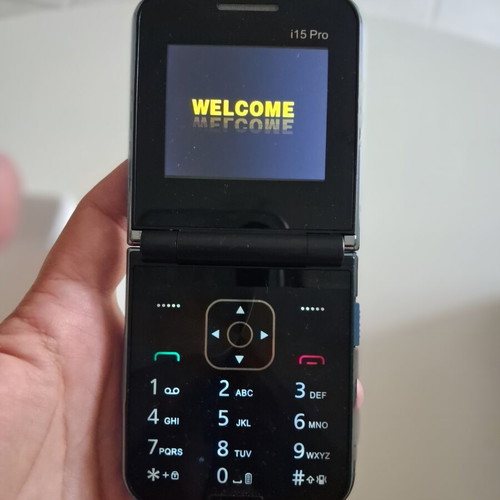 Mini Foldable i15 Pro Phone dual SIM, Bluetooth, USB-C like new