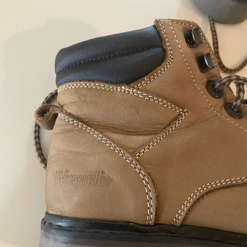 Wrangler Camel Boots Size 37 Like New