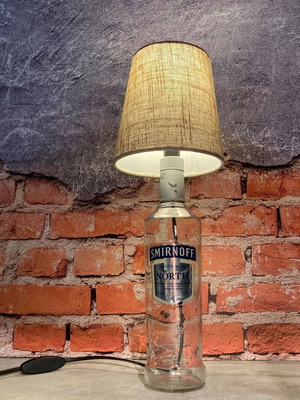 Φωτιστικό γραφείου από μπουκάλι βότκας Smirnoff ice καινούργιο