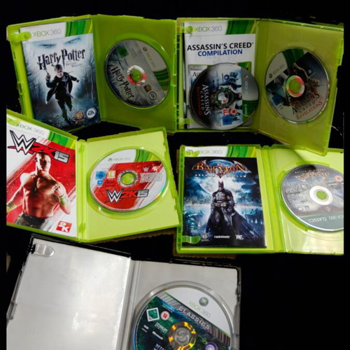 Xbox 360 game bundle like new with Harry Potter, King Kong, Assassin's Creed