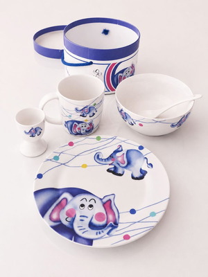 Children's breakfast set 5 pieces with vibrant colors, brand new