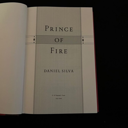 Book Prince of Fire by Daniel Silva like new, English