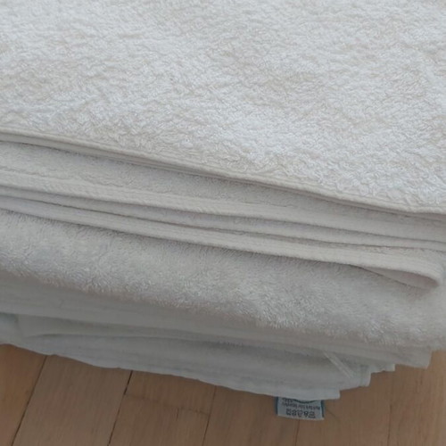 White body towels used, pack of 8, 100% cotton