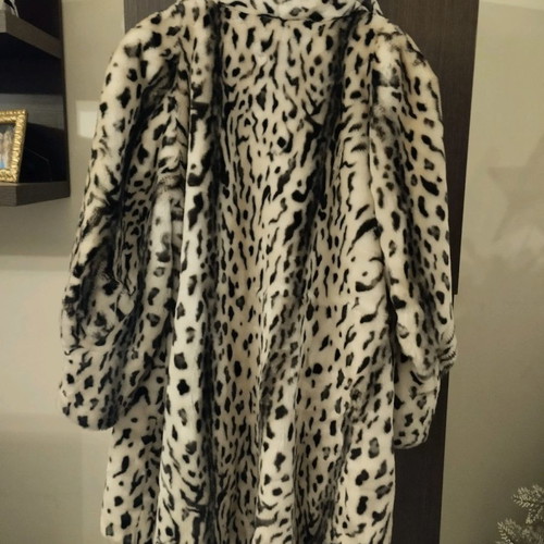 Eco fur coat like new, excellent quality, size L-XXL