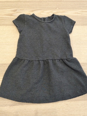 Zara детска рокля като нова, размер 3-4 години, сива