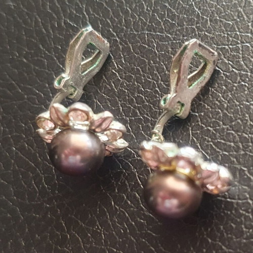 Earrings with black cultured pearls and zircon, used