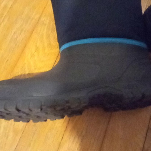 Rubber waterproof galotses boots like new, sizes 34-35, black