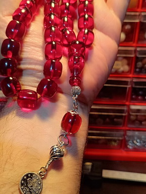 Mastic komboloi worry beads, 33 beads, pine scent