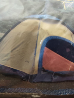 Camping tent for 2 people, igloo type, 1.8 kg
