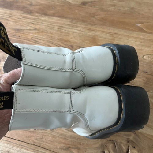 Dr Martens boots white leather size 38 like new