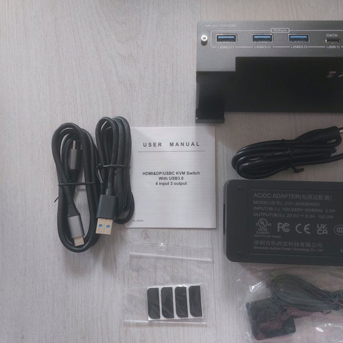 Professional Hybrid KVM Docking Station CMSTEDCD SW532 new, 3x4K@60Hz, 100W PD
