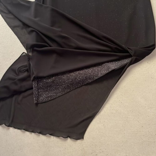 Elastic black dress with straps like new, subtle glitter