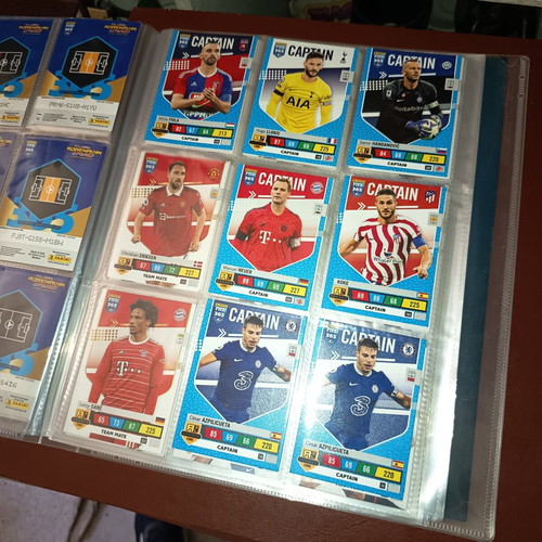 Adrenalyn XL Panini album with about 120 football cards 2023, new