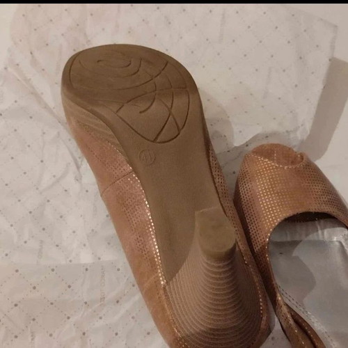 Marco Tozzi peep toe shoes like new, size 41, beige gold
