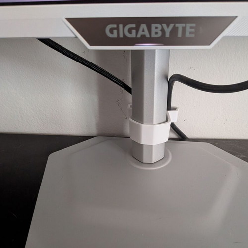 Gigabyte M27Q2 Monitor like new, 27 inch QHD 200Hz IPS Quantum Dot