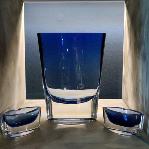 KROSNO LSA glass vase like new, set with two cobalt blue ashtrays