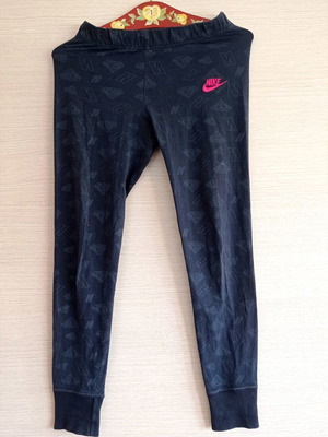 Nike slim sweatpants used, size XS/S, black