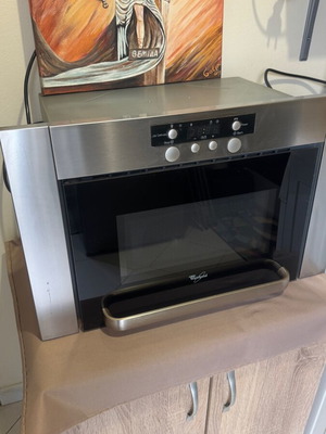 Whirlpool AMW 460 microwave oven like new, stainless steel