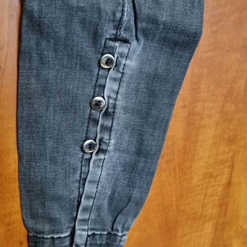 Grey women's Miss Sixty jeans like new with decorative buttons