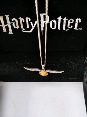 Snitch Silver Necklace Carat Shop Harry Potter like new
