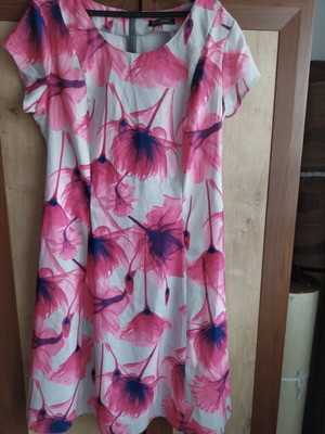 Summer dress floral new, size 42-44, white pink