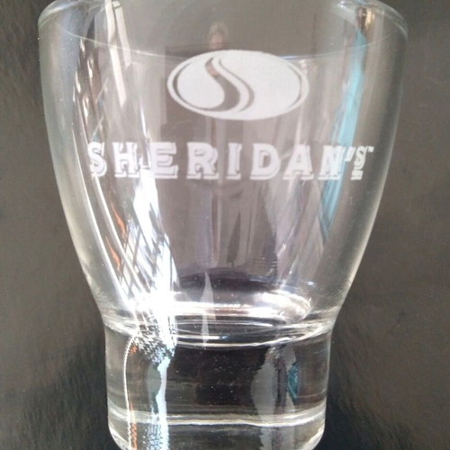 Sheridan's ποτήρι λικέρ αχρησιμοποίητο