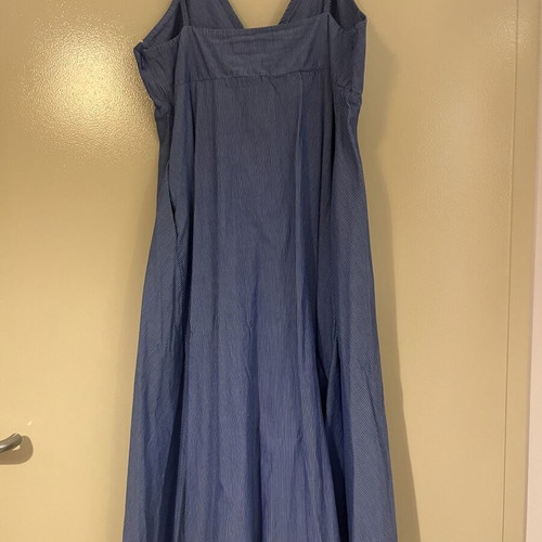 Zara blue dress with fine stripes, size M