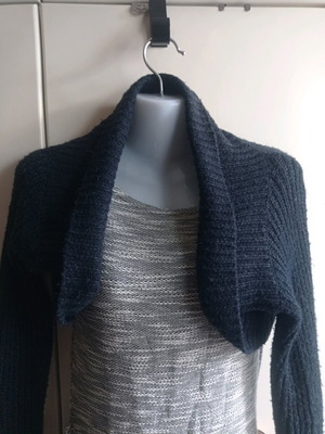 Wool knitted bolero used La Redoute Collections, black