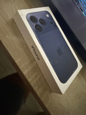 Apple iPhone 17 Pro 256GB Deep Blue