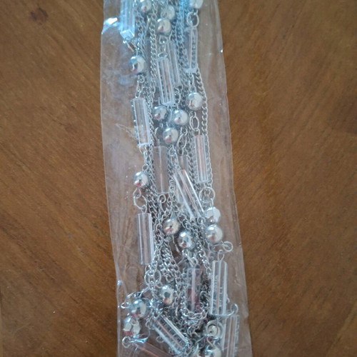 Long Fo Necklace with Four Strands new, unworn