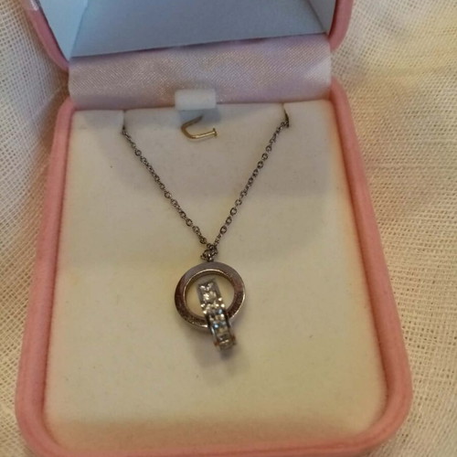 Steel necklace with crystals like new, gift box included
