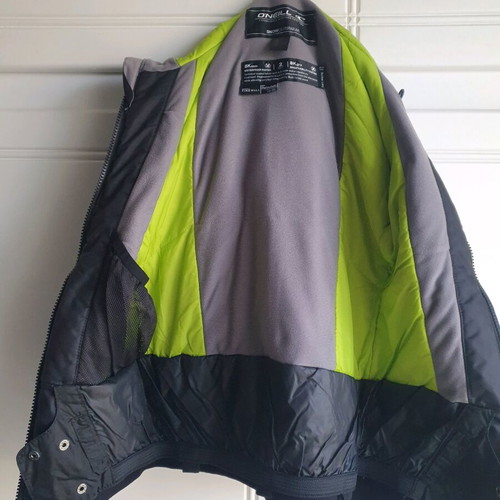 O Neill kids waterproof jacket with lining like new for boy 140cm