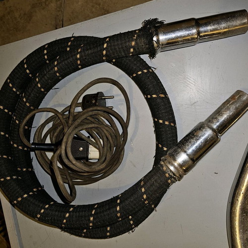 Vintage Hugin D4 electric vacuum used, Swedish made