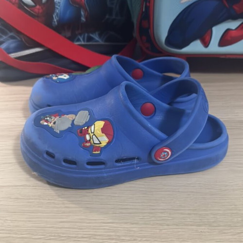 Avengers Marvel kids clogs, size 29, blue, Zara