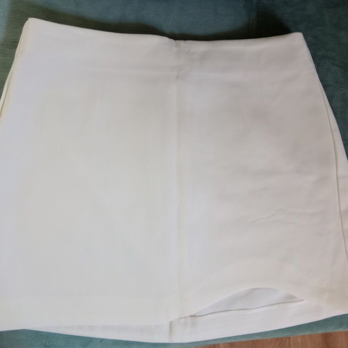 Mini skirt Only white, medium, like new