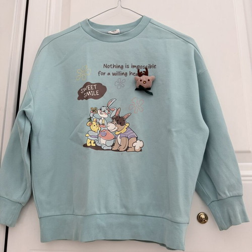 Christmas Theme Shirt like new, colorful, size 140 cm