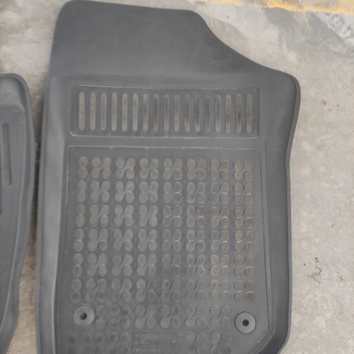 Marke Plastic Floor Mats for VW Polo 6C, 6R like new