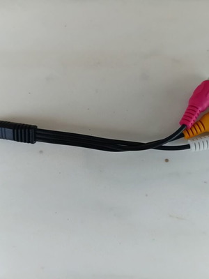 Προσαρμογέας Jack 3.5mm σε RCA θηλυκά βύσματα καινούργιο