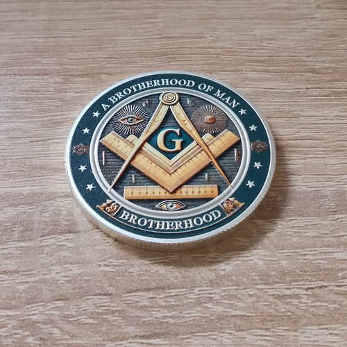 Masonic token Brotherhood like new, colored commemorative