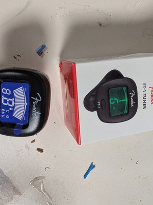 Fender guitar tuner new