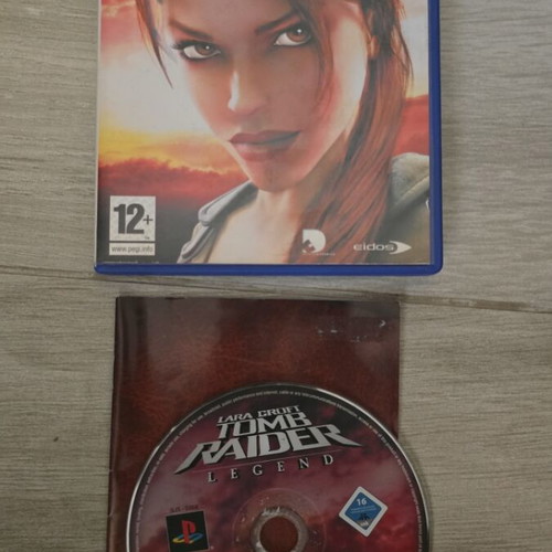 Lara Croft Tomb Raider Legend PlayStation 2 used, complete