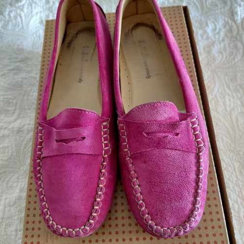 Leather moccasins used fuchsia size 39
