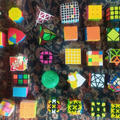 Rubik cubes collection 40 pieces like new