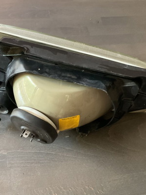 Opel Kadett E αριστερό φανάρι Bosch μεταχειρισμένο 1985-1990