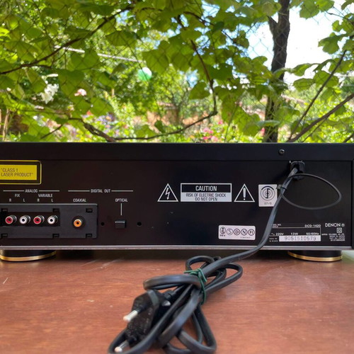 Denon DCD-1420 CD Player like new