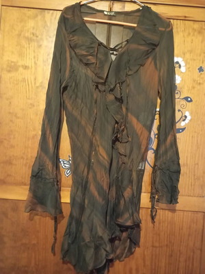 Mat Fashion dress like new, brown with ruffles