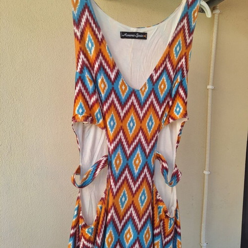 Maxi dress with front opening