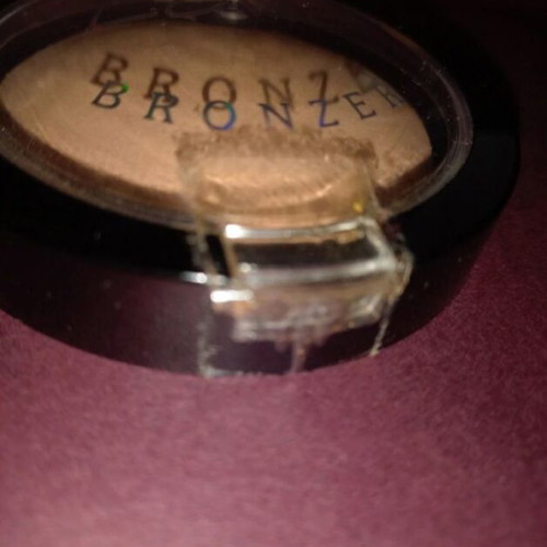 Lovie Bronzer Powder No2 new with glitter light brown