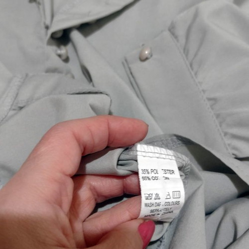 Vintage gray shirt with pearl buttons used, size S