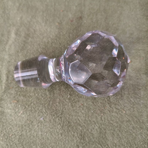 Crystal bottle stoppers like new, set of 2